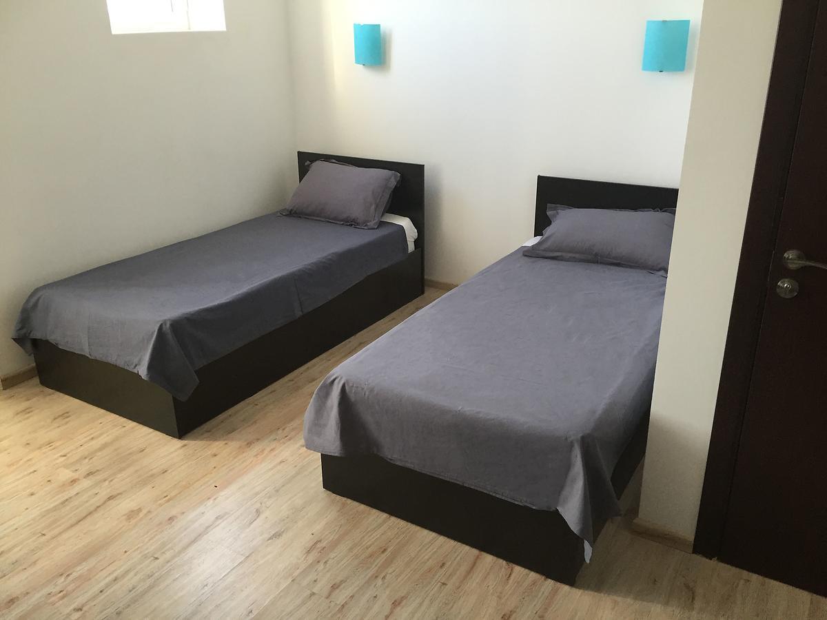 יירבאן Ossanna Hotel מראה חיצוני תמונה