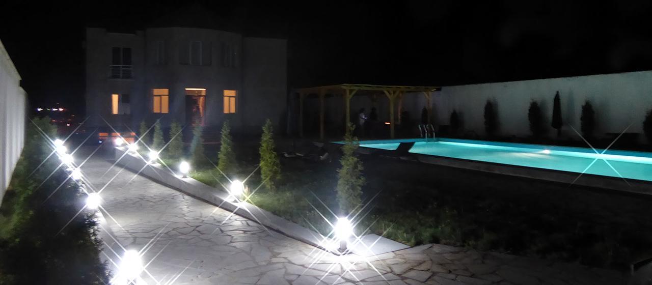 יירבאן Ossanna Hotel מראה חיצוני תמונה